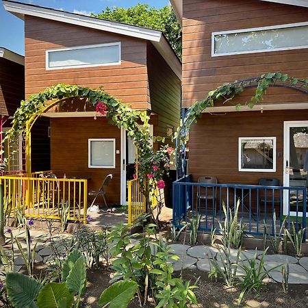 Begadang Hotel Gili Air Exterior photo