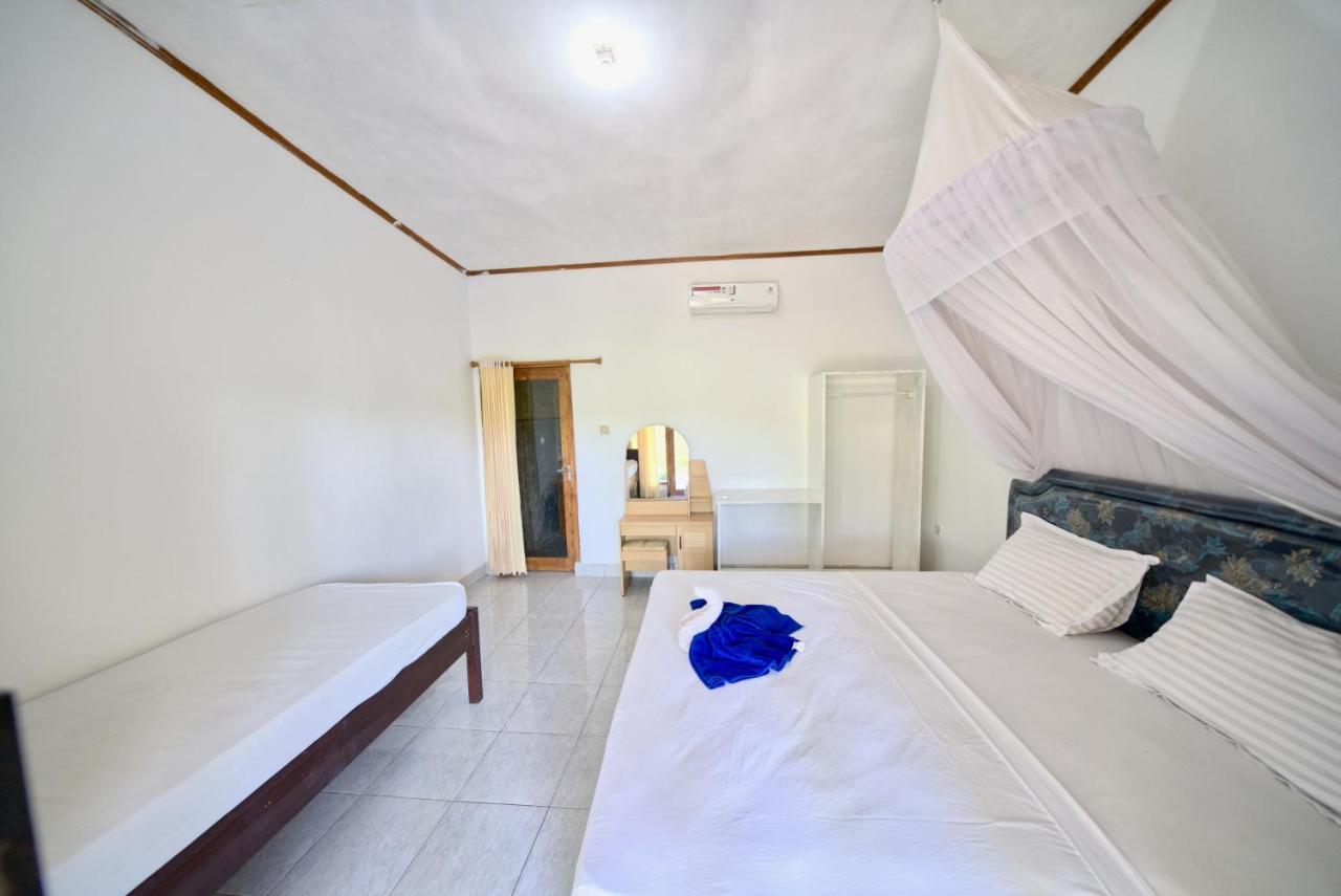 Begadang Hotel Gili Air Exterior photo