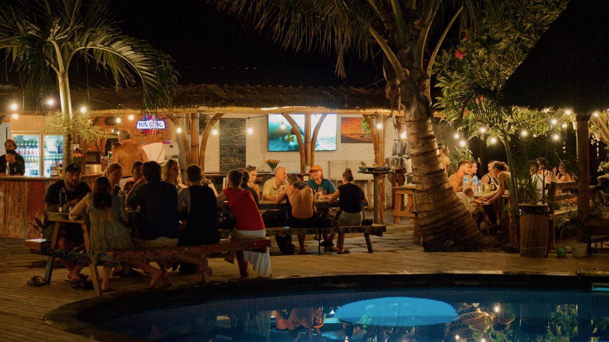 Begadang Hotel Gili Air Exterior photo