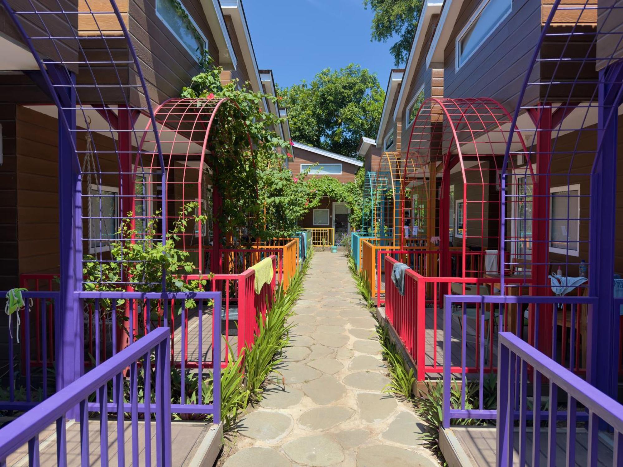 Begadang Hotel Gili Air Exterior photo