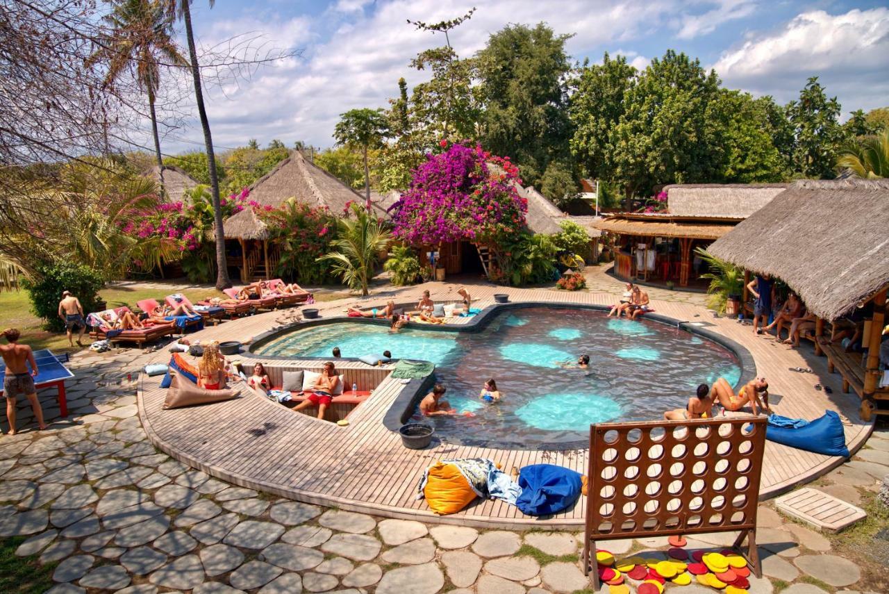 Begadang Hotel Gili Air Exterior photo
